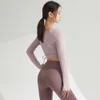 Yoga -Kleidung Designer Frauen Top -Qualität Luxus -Mode -Hemd -Hemdstil -Schallkulissenkissen Langarm Womens Taille Skort Sexy Running Fitness Anzug