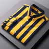 Herren -Hemdhemden 2024 Sommer Jugendprofi geschäftsgeschäftsgeschäft Slim Fit Wide Stripe Office Langhülle Spitzer Hals Spleiß Button Pendler