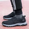 Casual Shoes Thin Heel Anti-skid Men's Sneakers Brand Kids Loafers Red Men Sport Sheos Style Low Cost High-level