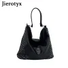 Bags JIEROTYX Punk Skull Women Shoulder Bags Large Capacity Fashion Rivet Ladies Handbag Black Leather PU Tote Cossbody Great Quality