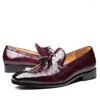 Zapatos de vestir hombres transpirables flecos flecos se deslizan en mocasines vintage moda casual
