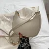 Torby na ramię GZM Bag damski francuski luksus retro perłowe pachy solidny kolor podwójne paski o wysokiej pojemności Wykwintna torebka imprezowa