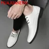 Casual Shoes Vintage Designer Men äkta läder Business Men's Soft Cow Luxury Formal Mens White Dress