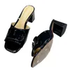 Kapcie patentowe designerskie buty damskie luksusowe sandały oen palce plażowe butę mody litera wysoka obcasy buty na obcasie buty solidne buty na zewnątrz bez poślizgu
