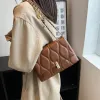 Sacs Burminsa Chaîne Mandée Sacs de côté épaule pour femmes 2023 TRENDE PU CUIR LAVE CROSSBOCK SAC SAGLE SALLES SABLES BROWN BROWN BEIGE