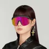Designer de luxo máscara facial de casas de sol, óculos de sol personalizados ao ar livre, design integrado de moda moda de pista occhiali da sole 1477s btpe