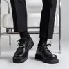 Zapatos informales 2024 Hombres Plataforma de cuero genuino Oxfords gruesos Tottom Male Derby Negocio de alta calidad Lace-up Business