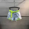 Kvinnors shorts kvinnor sommar tunt sexigt hål denim shorts grn färg kontrast damer trendiga lösa höga midja rippade jeans heta byxor strt slitage y240420