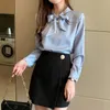 Kvinnors blusar 2024 vårblus båge fast färg satin siden skjorta koreansk mode långärmad kontor dam eleganta toppar och