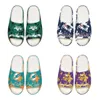 Slides Sandaler Mens Womens Tie Dye Bule Haze Rainbow Fashion Outdoor Novelty Slippers Beach inomhus Hotell Sportsneakers GAI