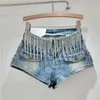 Kvinnors shorts American Retro Denim Super Short Shorts Women Spring Summer A-Line Elastic Heavy Industry Tassel Rhinestone Sexy Booty Shorts Y240420