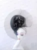 Bellissimo cappello da affascinante per donne Eleganti matrimoni PILBOX CAP CON FLOORE LUSSO DERBY HAT FEMME MARIAGE CAPEAU