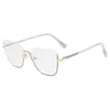 Solglasögon Metal Cat-Eye Half-rimmade glasögon Kvinnors trend Thin Frame Frames Retro Anti-Blue Light Fashion Wear Måstil Simple