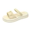 Gratis frakt Kvinnor Sandaler skor Låga klackar Flat Solid Brown White Yellow Slippers Slides Womens Summer Shoes Gai