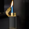 Personalidade Double Fire Fire Cigarette Metal Metal à prova de vento Butão de butano mais isqueiro luminoso, isqueiros incomuns presentes