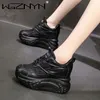 Chaussures décontractées Designer Hollow High Heels 10cm Sneakers Chunky Autumn Spring Platform Plateforme Fashion Breathable Femme Summer