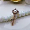 Studörhängen Pearl Cubic Zirconia for Women Girls Clear White Rhinestone Key Shape Rose Golden Korean Trendy Quality