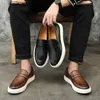 Sapatos casuais masculinos de couro em relevo Moda britânica Penny Momanes Slipon Sole Costa de Flats externos 240420