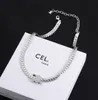 Collier de tour de cou de la mode célèbre Femmes Femmes Designer à la mode Crystal Letter Pendant Chokers Colliers Clicule Chaîne de haute qualité Amoureux des bijoux de haute qualité Cadeau