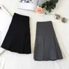 Röcke mexzt Harajuku pleite Rock Frauen Streetwear High Taille Schwarze Miniröcke Koreanische Schuluniform passen alle zu einem Linienrock Y240420