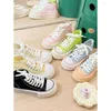 Casual Shoes Summer Tjock Sole Women Solid Color Canvas High Top Girl Students Middle Cut Sneakers spetsar mjuk innersula