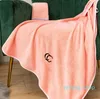 Fashion Bath Towel Set Coral Velvet Designer Towel Letter Face Towels Luxurys Wash Bath Absorbent Men Womens Wash Cloths Towel