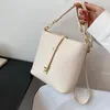 Sacs à bandoulirs Niche Design Premium Women's Bag Wild 2024 Fashion Messenger Fresh Bodet Width: 19,5 cm