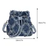 Ny denim dragsko axelväska för kvinnor Tassel Cross Body Bag Designer Specialformsträng Small Crossbody Purse Tie Dye DrawString Hink Bag Diamond Lattice