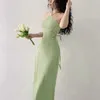 アーバンセクシードレス女性のためのファッションニットドレス長袖パーティーヴィンテージドレススリムミニフェアコアスラッシュネック