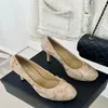 Eleganckie sandały designerskie kobiety na wysokim obcasie buty ślubne z kryształką dekorację moda okrągłe głowę szpilki obcasy sukienki są seksowne