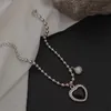 Chain Korea Vintage Black Heart Pendant Armband för kvinnor Utsökta pärlkedja Pearl Tassel Charm smycken Armband Pulsera Mujer Y240420