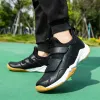 Kapcie kobiety butów w siatkówce tenisowej antystippery badminton Sneakers wygodne trening tenisowy męski siatkówki sportowe