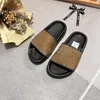 Designer Slides Slifori stampati uomini uomini Piattaforma Sandals Classic Brand Summer Beach Affermati per esterni Scarpe casual Shoe Sferette in rilievo in rilievo 35-44 35-44