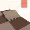 モダンなタイルセルフカーペット接着剤ベッドルームフローリングファブリックカバーパッチワークカーペットオフィスホームルームの床装飾45*45cm