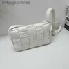 Bolsas de marca Venets originales de modernas para mujeres New Womens bolsas para mujer Bolso tejido de hombro plisado hombro cruzado de hombros pequeños con logotipo 1to1