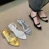 Scarpe casual 2024 Calzature femminili legate da donna gladiatore sandali moderni infrasoli flops modalità donna cavo sandalo