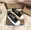 2024 Kvinnor Casual Shoes Biscuit Shoes For Women Thick Soles höjd lat man sparkar godisfärg