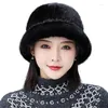 BERETS 2024 Y2K FLUFFY BACKET HAT WOMEN REAL暖かい厚いぬいぐるみ女性贅沢なファッションファーリーパナマ漁師キャップ