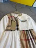 Девочки платье дизайнерское платье для девочки мода детская одежда для детской одежды хаки сплайсинг дизайн детей размером 90-140 см в рукаве