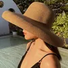 HT2303 Chapéus do sol do verão Senhoras sólidas lisonas elegantes largura de largura fêmea redonda de panamá de palha chapéu de praia Mulheres 240418