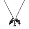 Drottning Moder Demon Evil Titanium Black Wings Diamond Saturn Necklace Super Cool Punk Bat245e