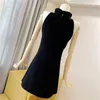 Lässige Kleider 2024 Mode Sommer Frauen sexy ärmellose gestickte Fackeln Diamanten von Taille Black Mini Elegent Party Kleid