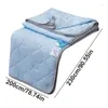 夏の夢のための毛布冷却毛布ソファベッドの快適柔らかい両側薄い