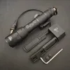 Scopes Surefir Tactical Flashlight M300 M600 M600B M300B Scout Light Pressure Interrupteur 600lumen Hunting Arme Gun Light Mlok Keymod Rail