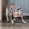 Simple épreuve de vent imperméable tissu plaid pour chiens pour chiens vêtements de mode pour le costume de combat aux ours de schnauzer en peluche d'automne