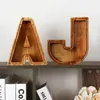 Vingt-six alphabet anglais monnombox monot argent piggy bandoulière en bois lettre d'économie de bureau ornement décor de la maison artisanat pour les enfants 240422