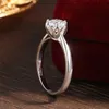 Bröllopsringar Knobspin D VVS1 Moissanite Ring GRA Certified Lab Diamond Solitaire Rings for Women Engagement Wedding S925 Sterling Silver Band 240419