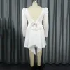 カジュアルドレス女性のための白いドレススクエアネックフルスリーブバックレス膝の長さビンテージバースデーパーティーディナーヴェスディドを飾るビンテージバースデーパーティー