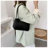 Nieuwe pu lederen dames handtassen massief kleur onderarm tas fi oksel schoudertas eenvoudige ontwerp meisjes kleine schoudertassen p85r#