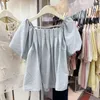 Blouses pour femmes kusahiki coréen fashion d'été bouffée à manches courtes à manches décontractées top plissée